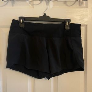 LILULEMON SHORTS NEW